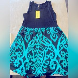 Longyuan Black and Blue dress